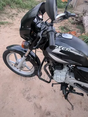 Bajaj Boxer 125 2024 Black