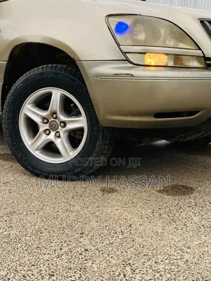 Toyota Harrier 2003 Gold
