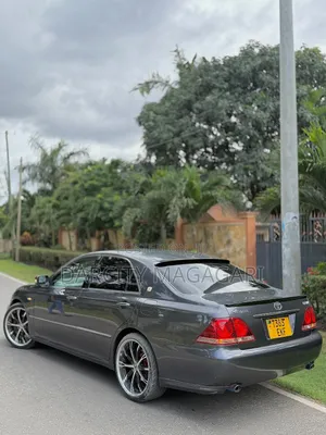 Toyota Crown 2007 Gray