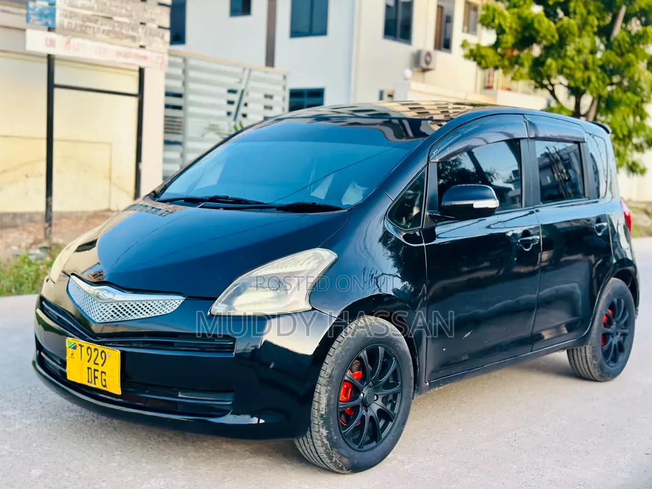 Toyota Ractis 2010 Black