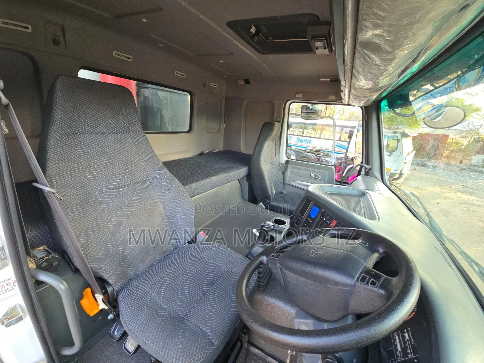 Howo Tipper Kali 2015 White