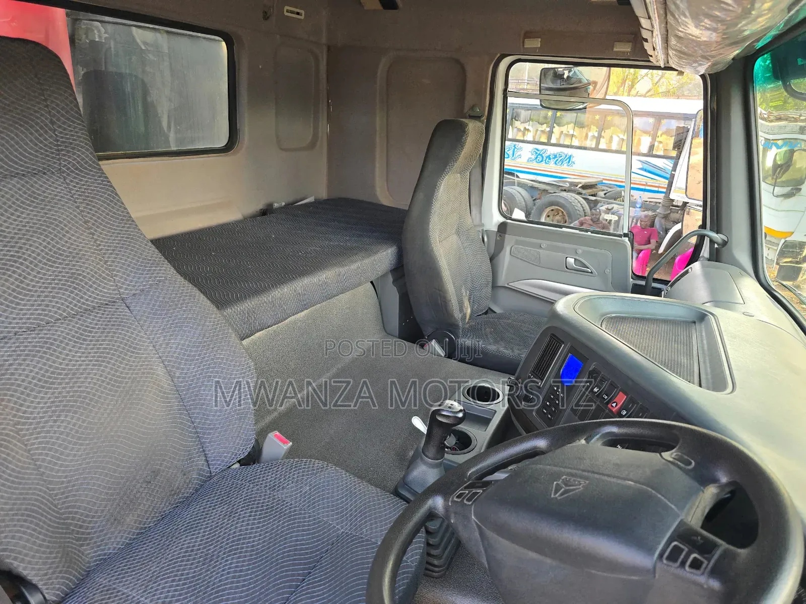 Howo Tipper Kali 2015 White