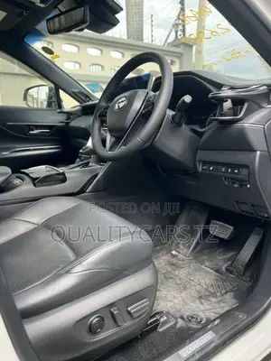 Toyota Harrier 2.0 2020 White