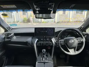 Toyota Harrier 2.0 2020 White