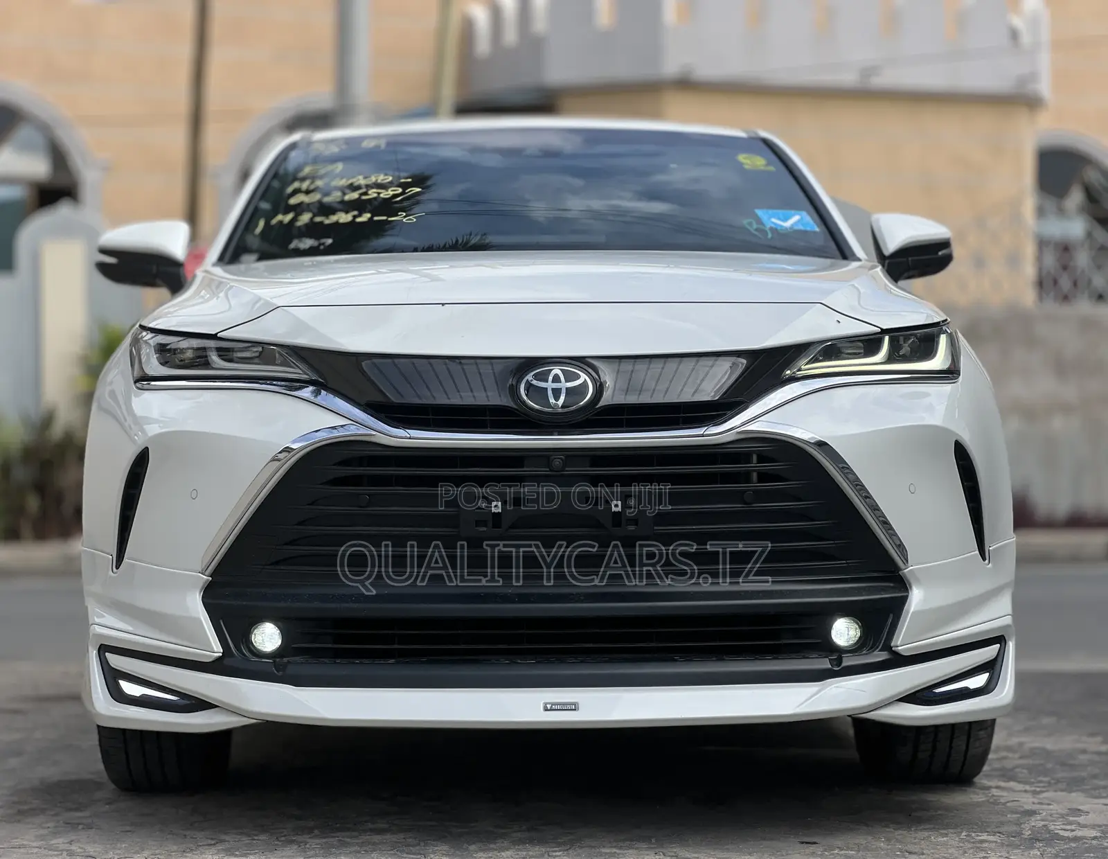 Toyota Harrier 2.0 2020 White