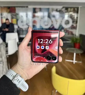 Motorola Razr 60 Ultra 512 GB Red