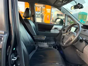 Toyota Noah 2010 Black