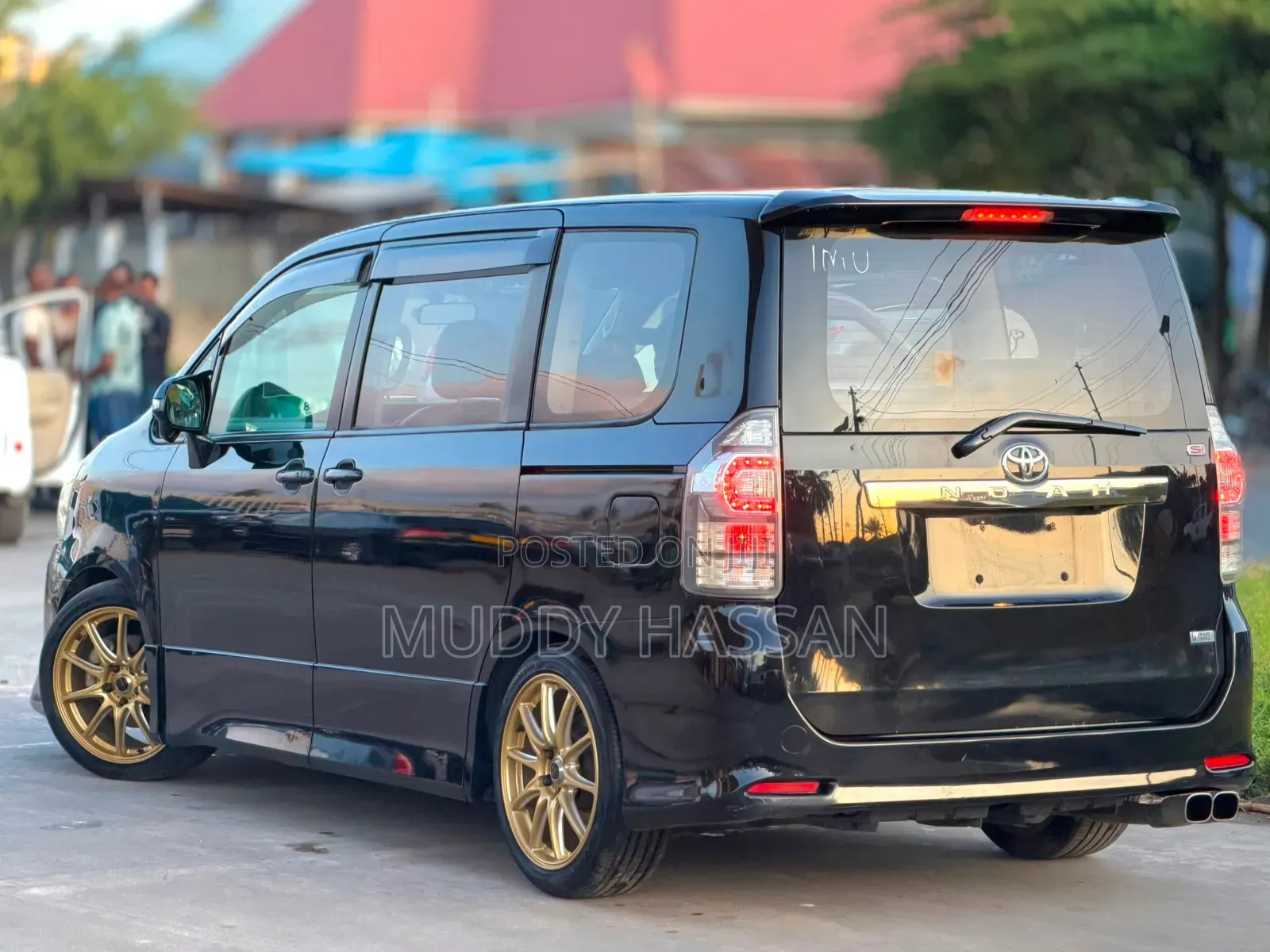 Toyota Noah 2010 Black