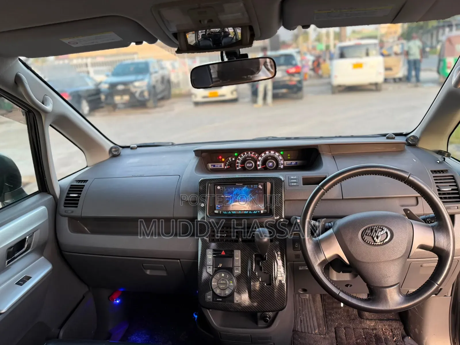 Toyota Noah 2010 Black