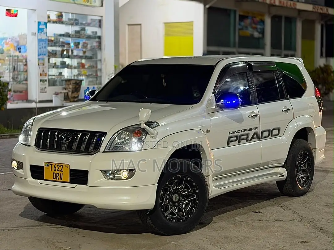Toyota Land Cruiser Prado 2006 White