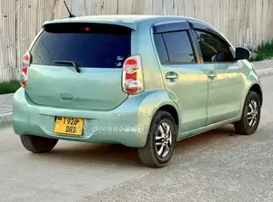 Toyota Passo 2011