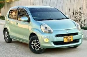 Toyota Passo 2011