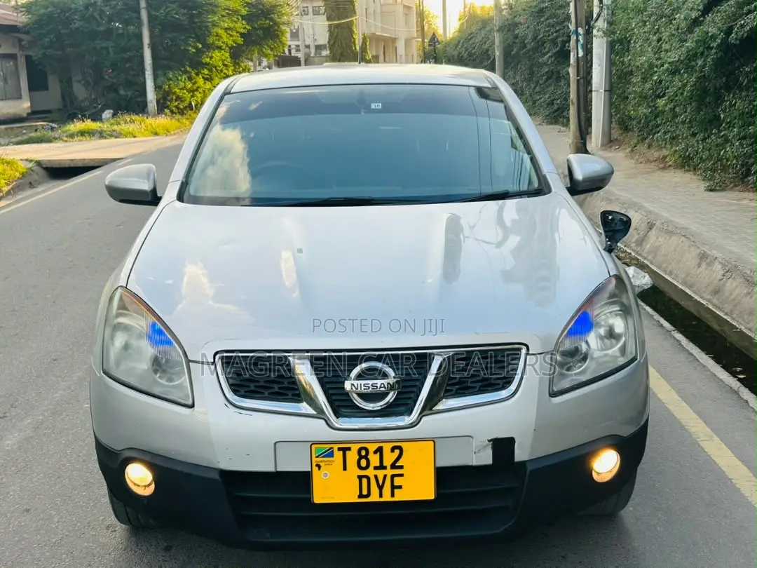 Nissan Dualis 2010 Silver