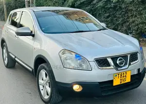 Nissan Dualis 2010 Silver