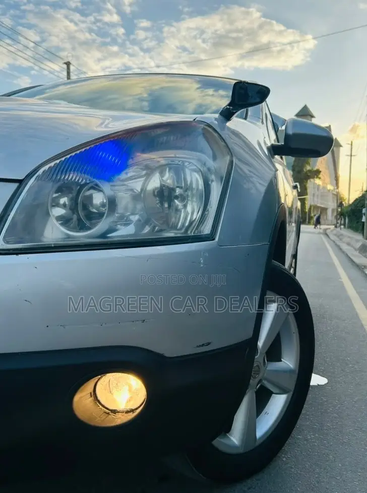 Nissan Dualis 2010 Silver