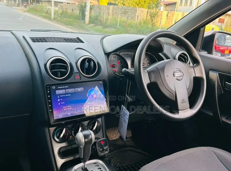 Nissan Dualis 2010 Silver