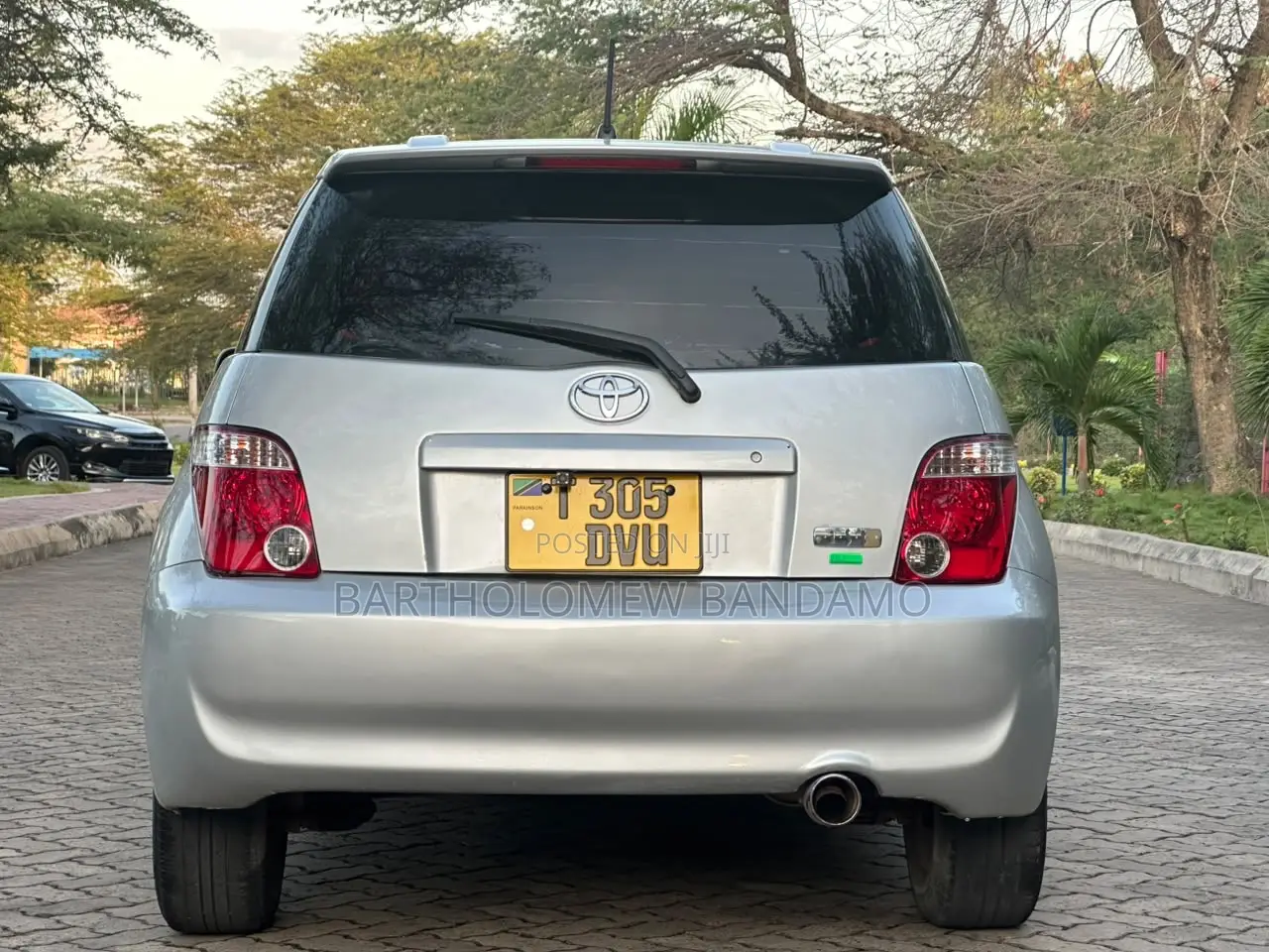 Toyota IST 2006 Silver