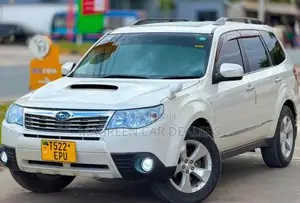 Subaru Forester 2010 White