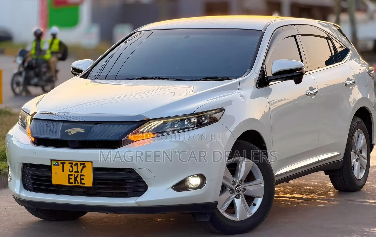 Toyota Harrier 2015 White