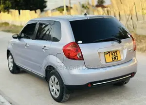 Mazda Verisa 2012 Silver
