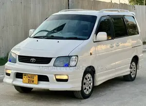 Toyota Noah 2001 White