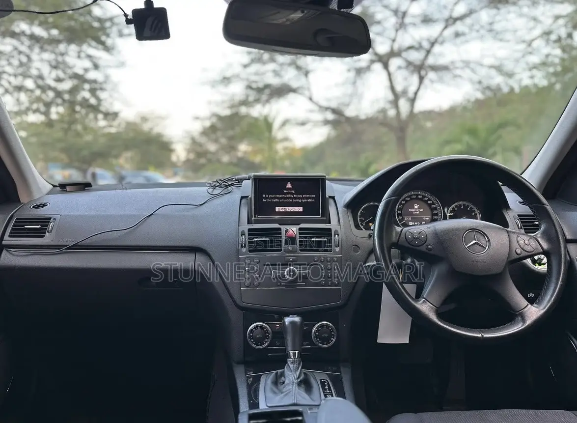 Mercedes-Benz C-Class 2009 Gray