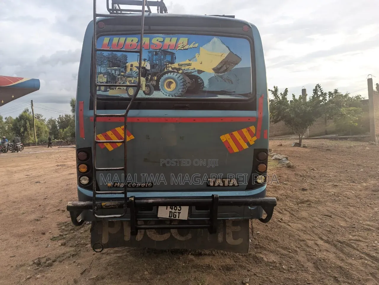Tata LP 2008 Grey