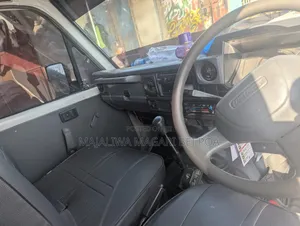 Toyota Land Cruiser Prado 2004 White