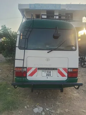 Toyota Coaster 2004 White
