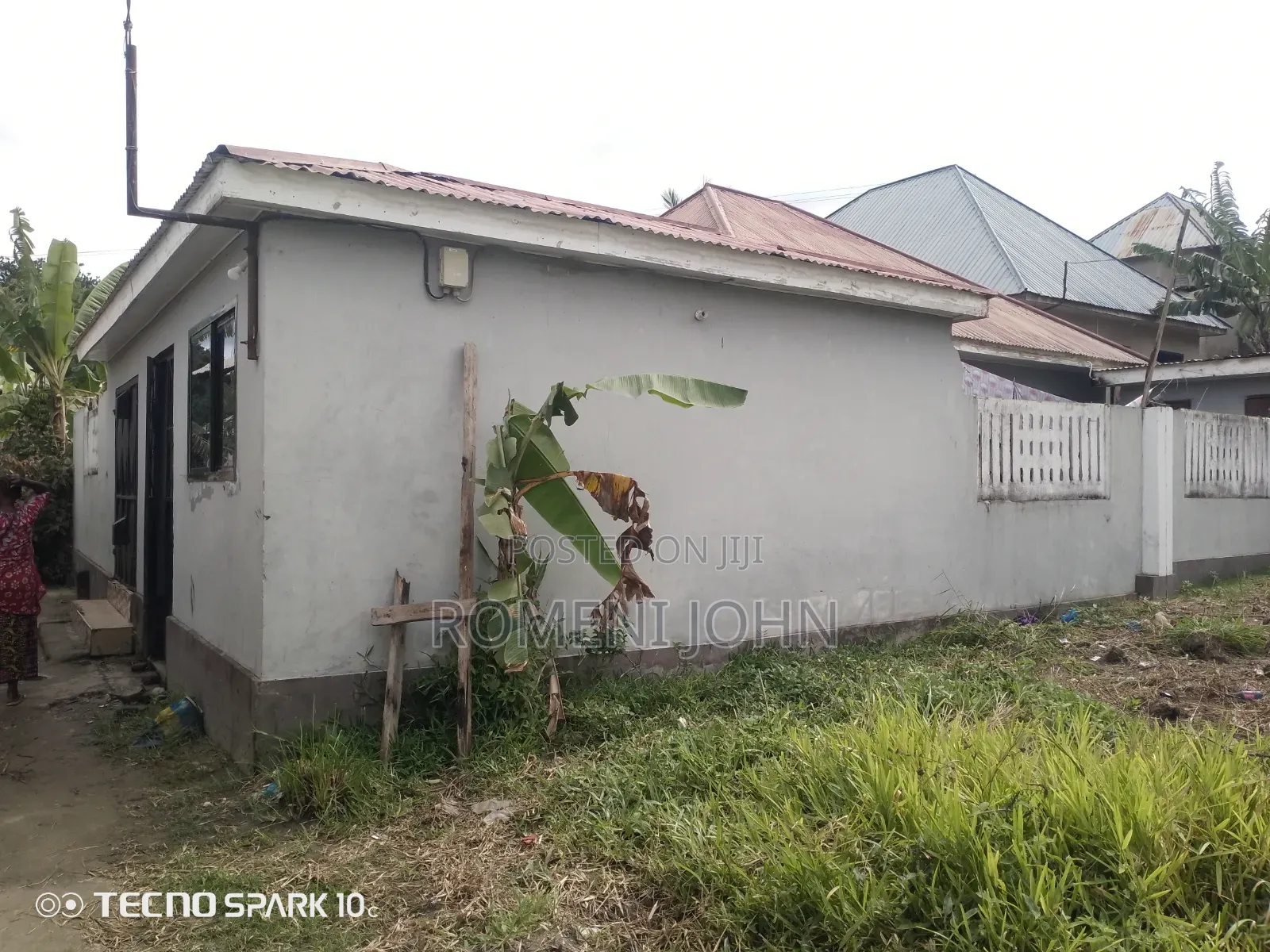 7bdrm Apartment in Tanzania Daresalaam., Ilala for sale