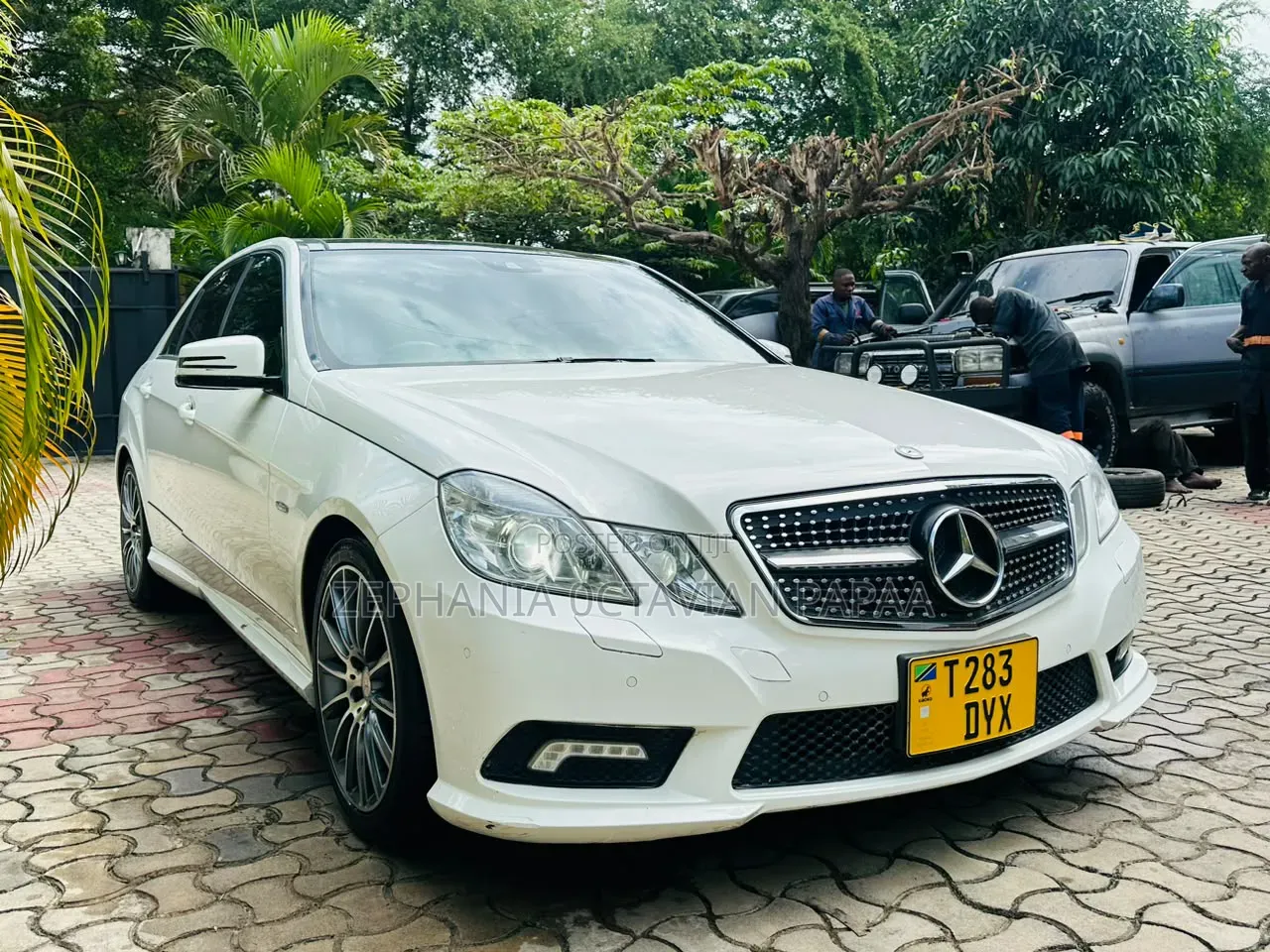 Mercedes-Benz E250 2011 White