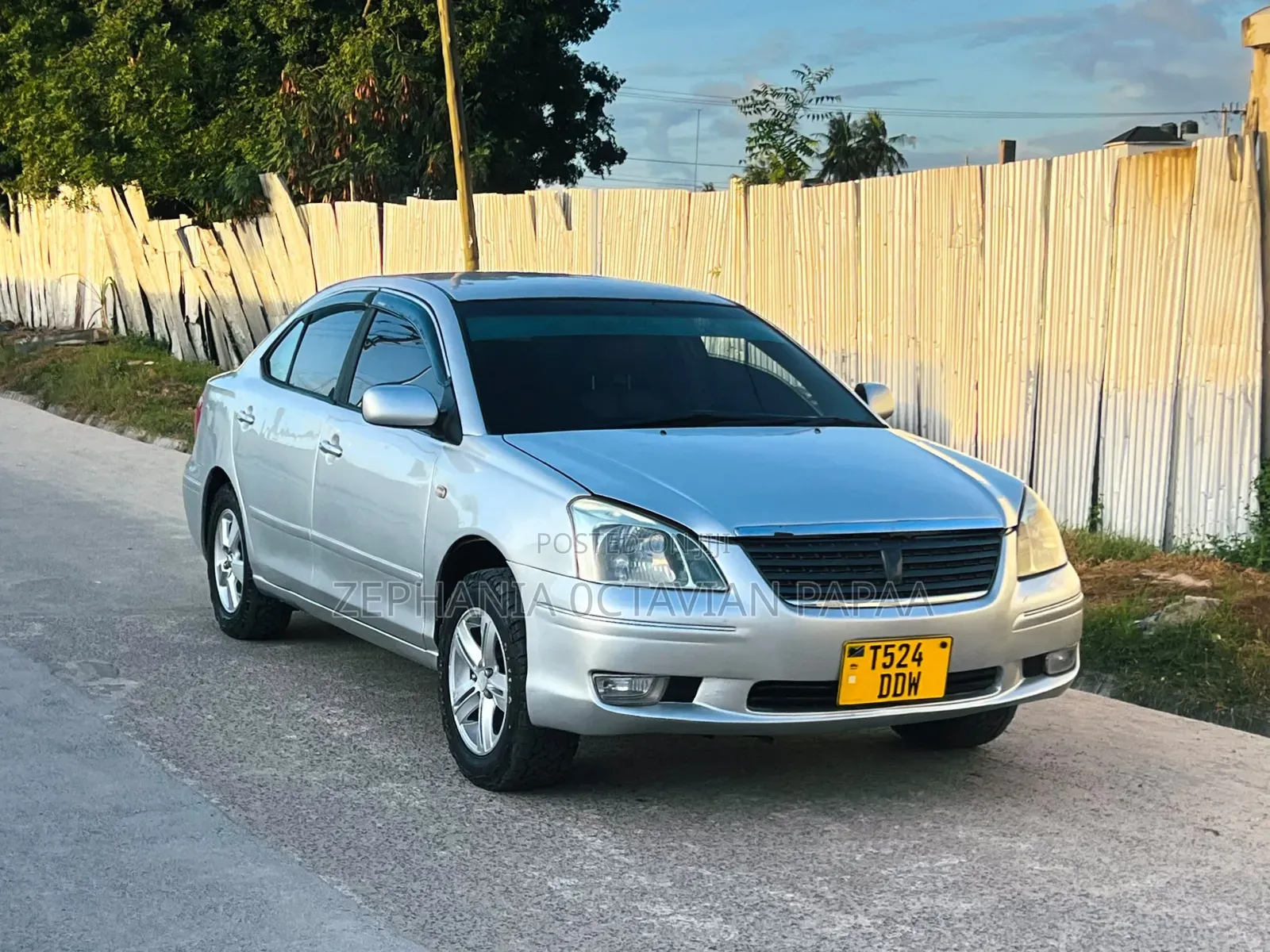 Toyota Premio 2004 Silver