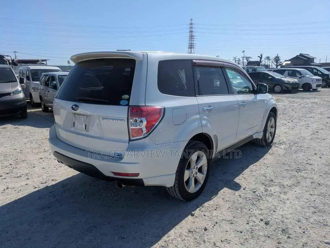 Subaru Forester 2.0D XS 2010 Pearl