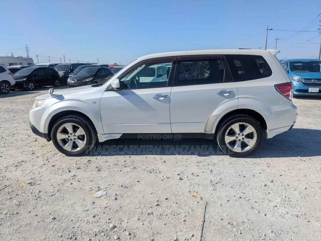 Subaru Forester 2.0D XS 2010 Pearl