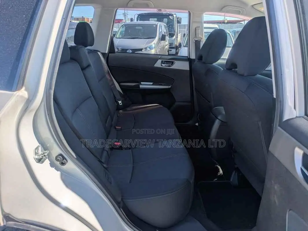 Subaru Forester 2.0D XS 2010 Pearl