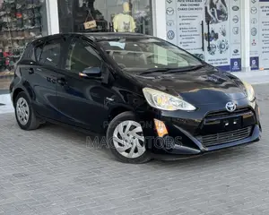 Toyota Aqua 2015 Black