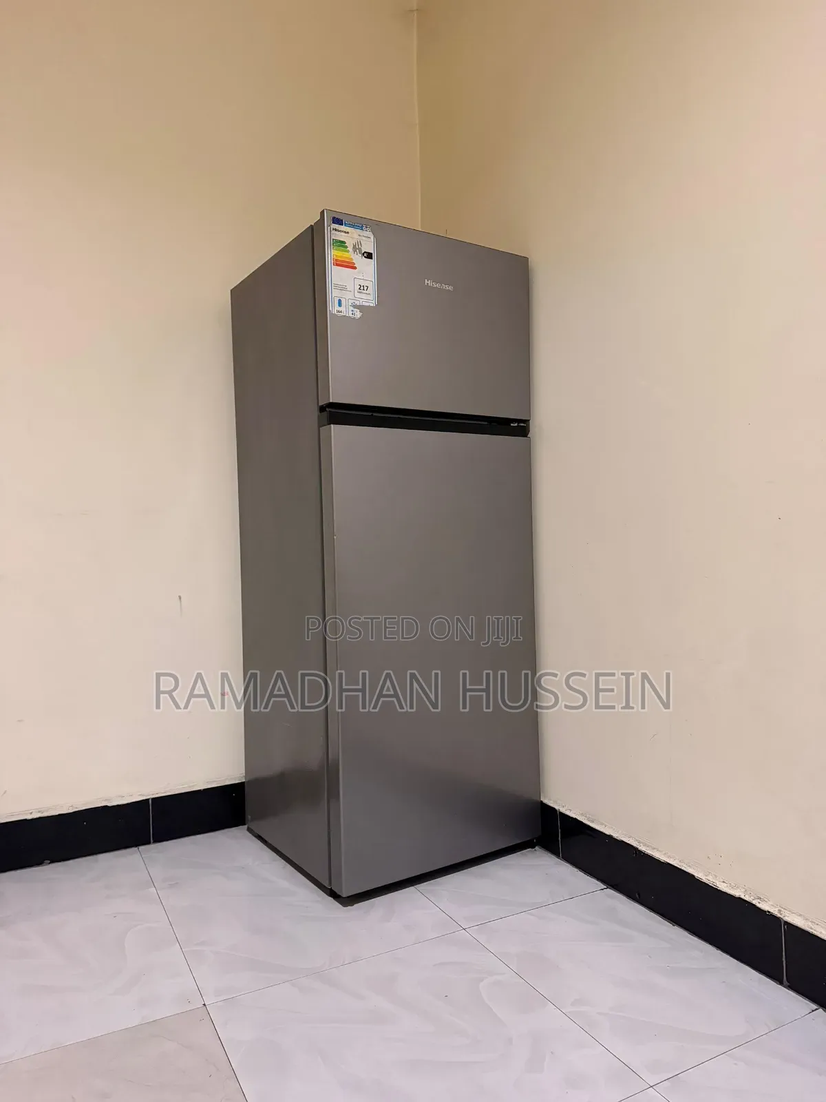 Hisense 164l Double Door Fridge - Excellent Condition