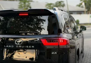 New Toyota Land Cruiser 2025 Black