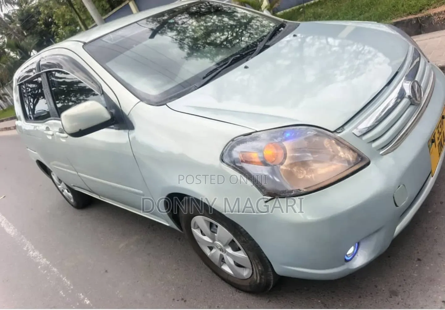 Toyota Raum 2006 Silver
