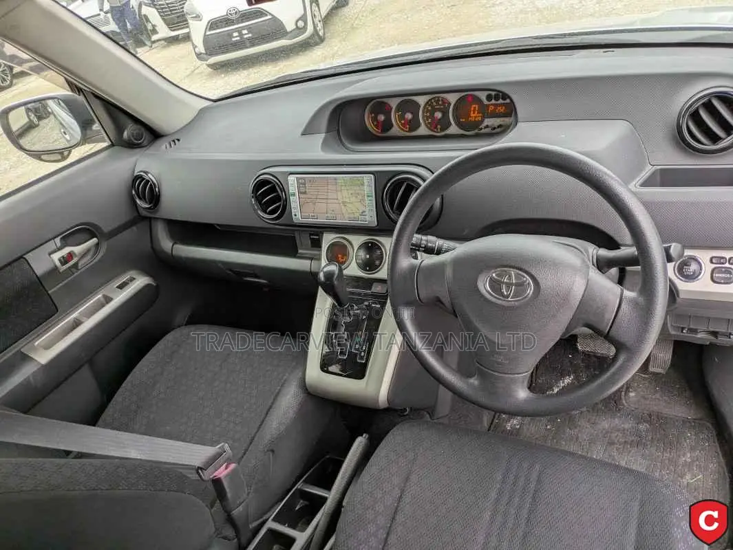 Toyota Corolla Rumion 2008 Silver