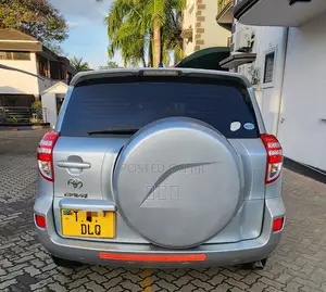 Toyota RAV4 2012 Silver