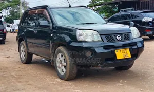 Nissan X-Trail 2004 Black