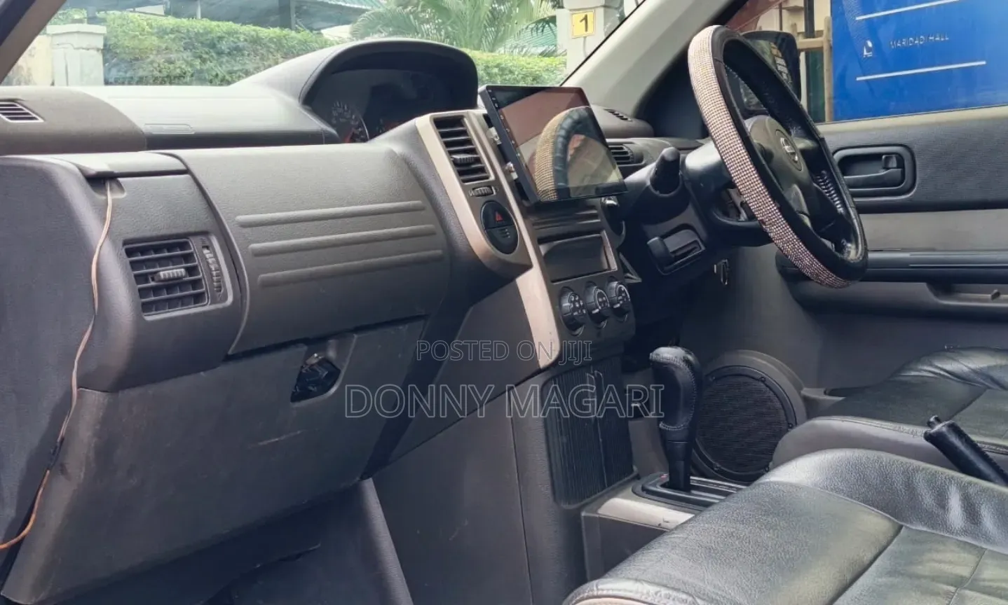 Nissan X-Trail 2004 Black