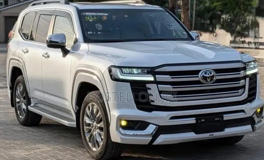 New Toyota Land Cruiser 2025 White