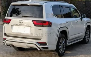 New Toyota Land Cruiser 2025 White