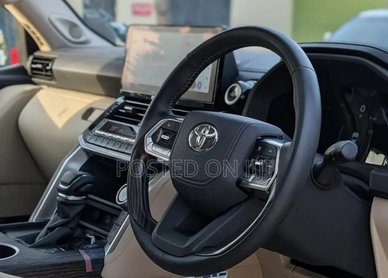 New Toyota Land Cruiser 2025 White