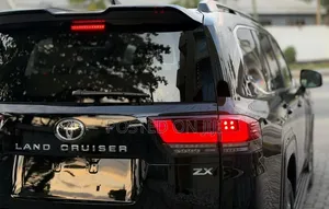 New Toyota Land Cruiser 2025 Black