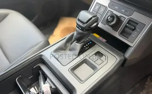 New Toyota Hilux 2025 Black