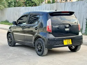 Toyota Passo 2005 Black