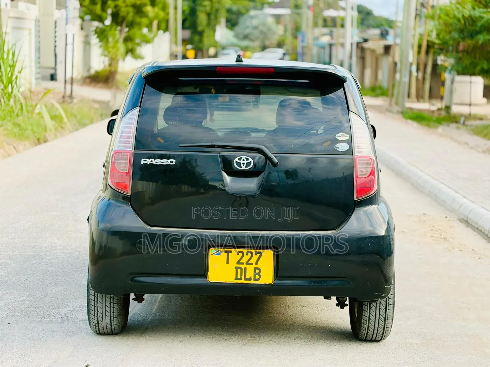Toyota Passo 2005 Black